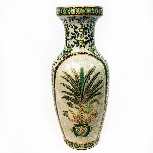 Porcelain Vase Green/Gold Botanical Motif Hand Painted Gilt Accent China - Picture 13 of 13